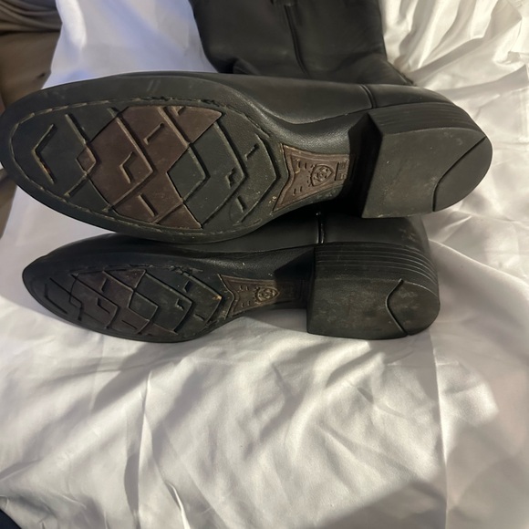 Used boots - Picture 10 of 12